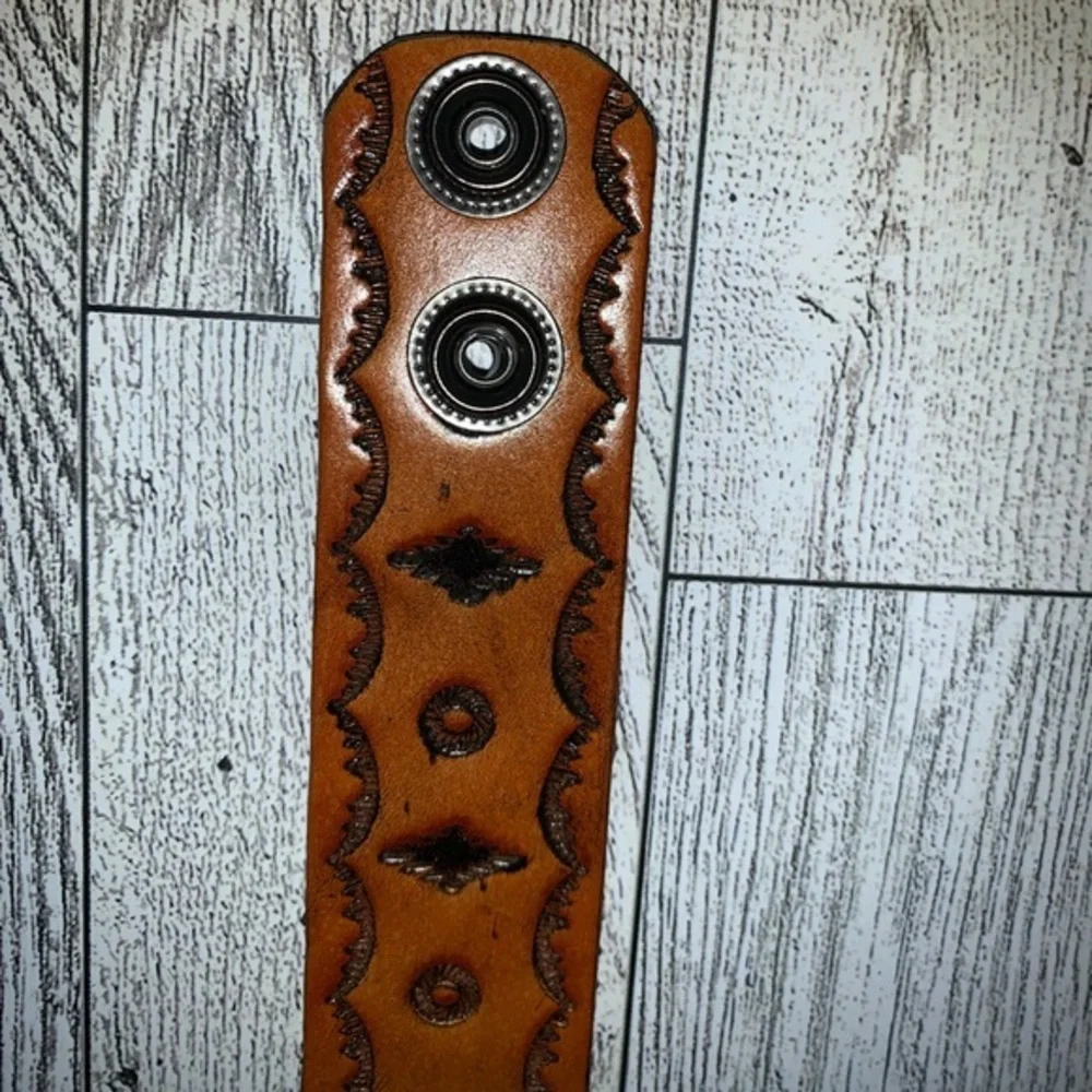 Emery Rose NWOT Brown PU Leather Brown Turquoise Stone Wrap Bracelet - Picture 10 of 11